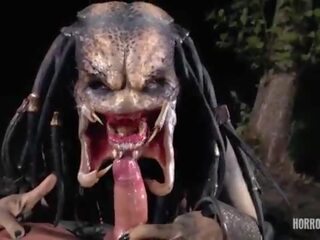 Horrorporn predator phallus mangangaso