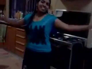 Elite southindian lassie a dançar para tamil song e ex