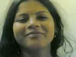 Lovely Northindian Aunty mov Herself Fully Nude To