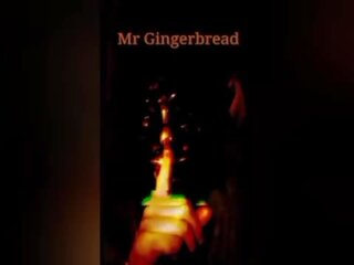 Mr gingerbread puts brystvorte i penis hull deretter fucks skitten milf i den rumpe