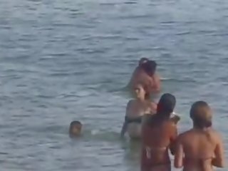 Casal fazendo sexo na praia rio das ostras-rj